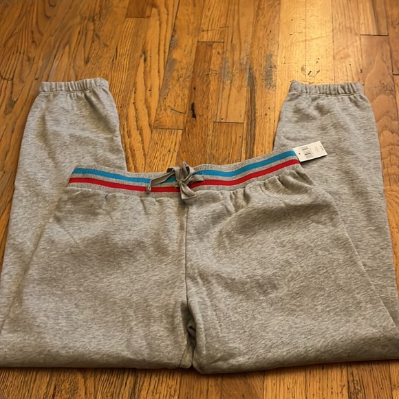 Disney Mickey Mouse and friends sweat pants - Picture 4 of 5